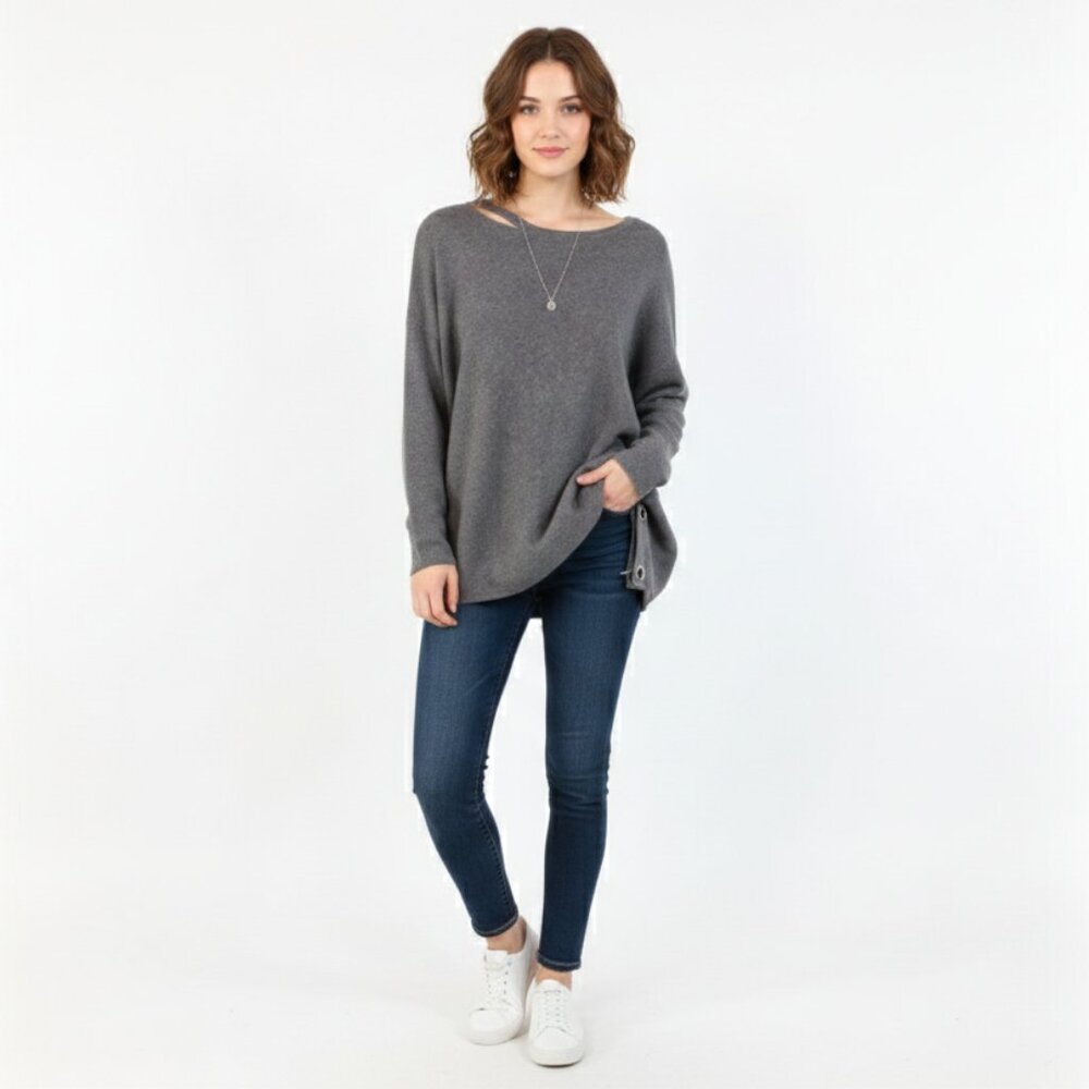 *Cliche Coture Grey Crew Neck Sweater